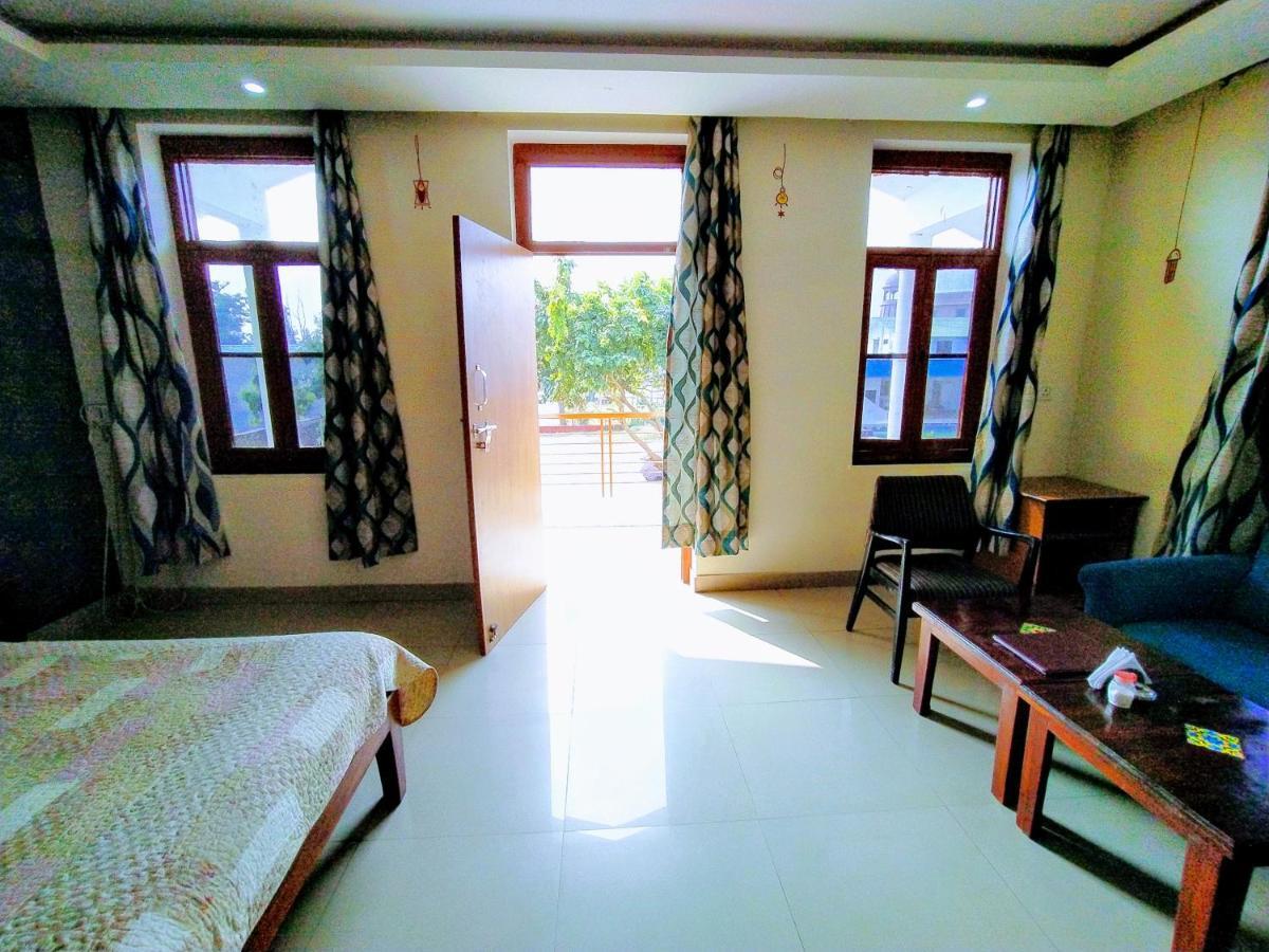 Swaraj Resorts Bharatpur Exterior foto